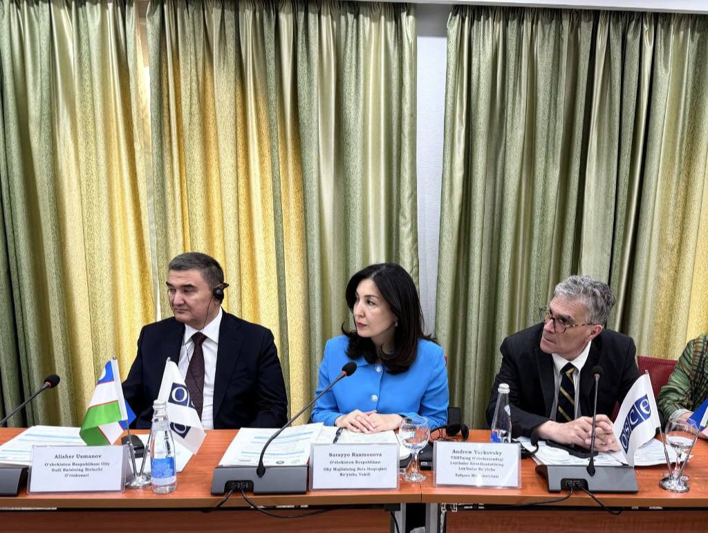 7-iyul kuni Bolalar ombudsmani hamda O‘zbekiston Respublikasi Oliy sudi tomonidan YXHT va YUNISEFning O‘zbekistondagi vakolatxonalari bilan hamkorlikda “Jinsiy zo‘ravonlik va odam savdosi qurboni bo‘lgan bolalarga oid jinoyat ishlarini sudda ko‘rib chiqishda bolalar manfaatlarini hisobga oluvchi yondashuvlarni qo‘llash” mavzusida sudyalar uchun tashkil etilgan amaliy seminardan lavhalar