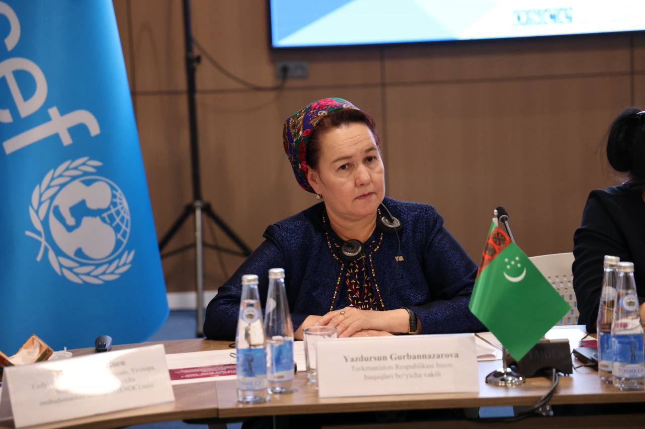 11-12 sentyabr kunlari o’tkazilgan Markaziy Osiyo mamlakatlarining Bola huquqlari bo’yicha vakillari ishtirokidagi birinchi xalqaro forumdan fotolavhalar